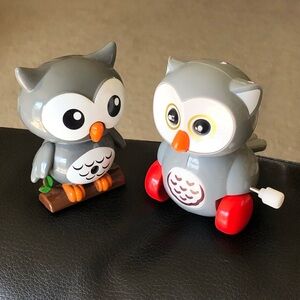 Set of 2 owl toys